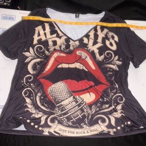 $1 SALE (5 ITEM MINIMUM NO MAXIMUM) REST OF CLOSET IS 5$ EACH 2 ITEM MINIMUM 🥳🥳🥳